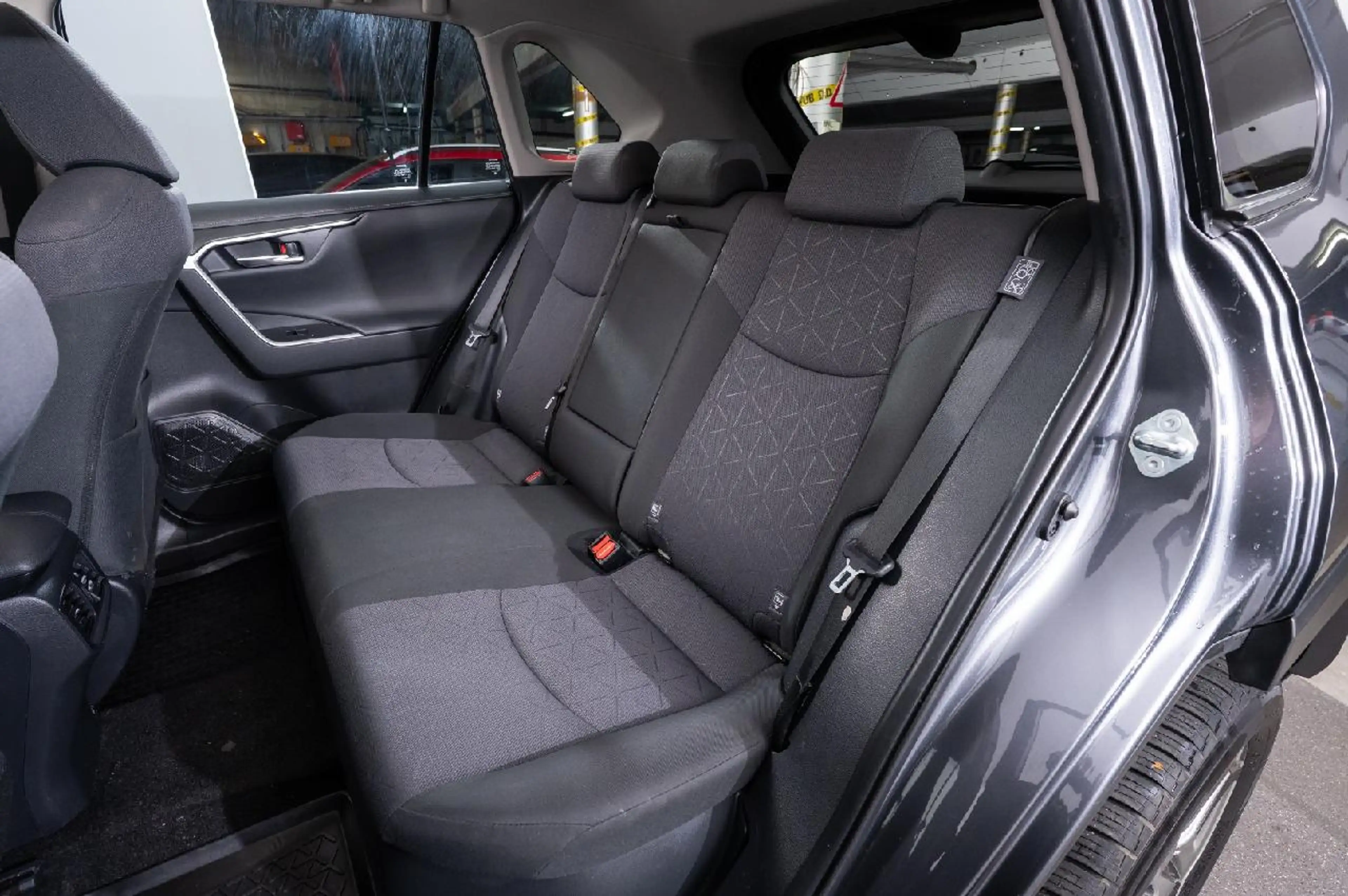 Toyota RAV 4 Hybrid 4x2 Team Deutschland — photo 18