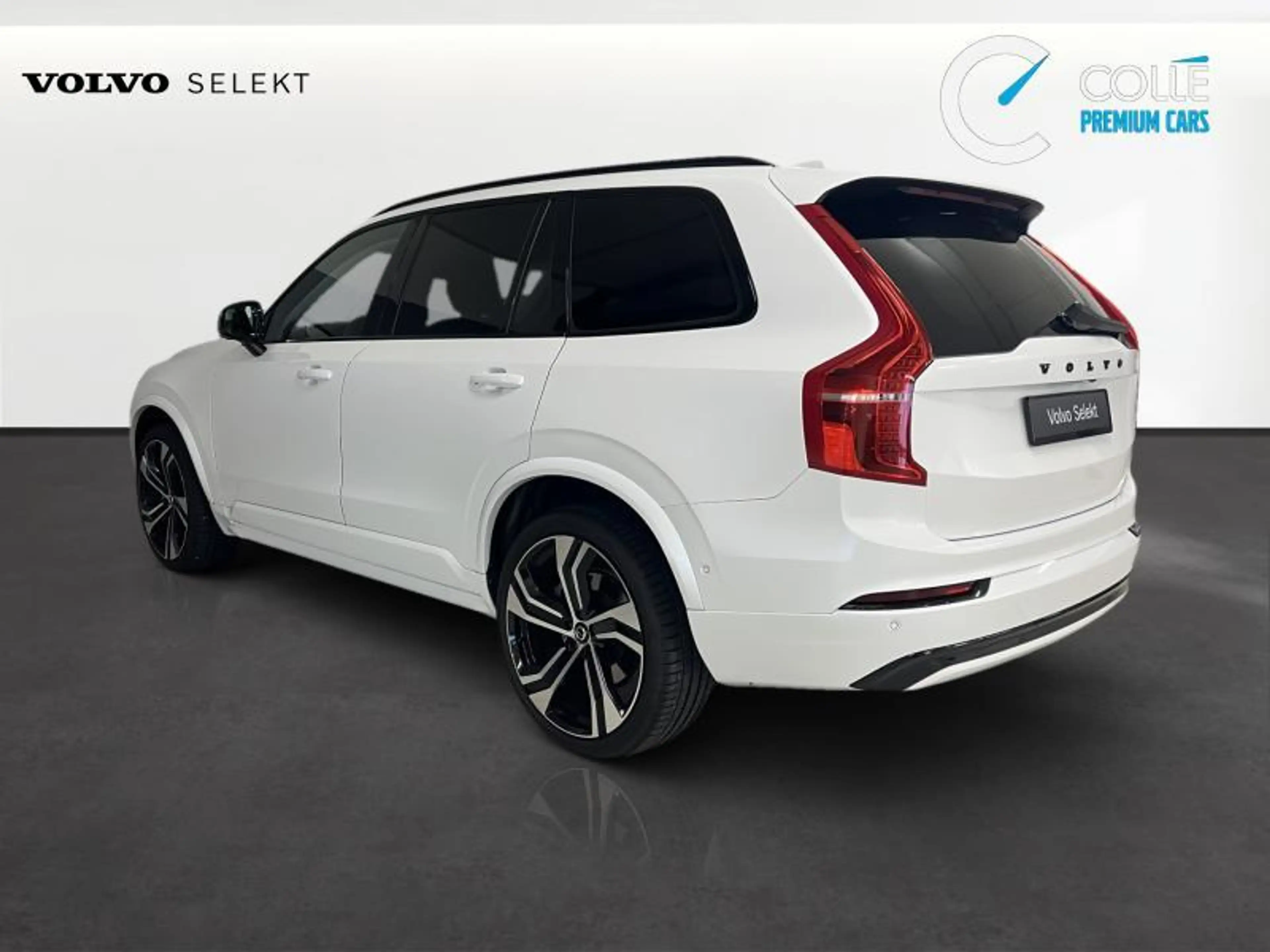 Volvo XC90 Plus Dark — photo 2