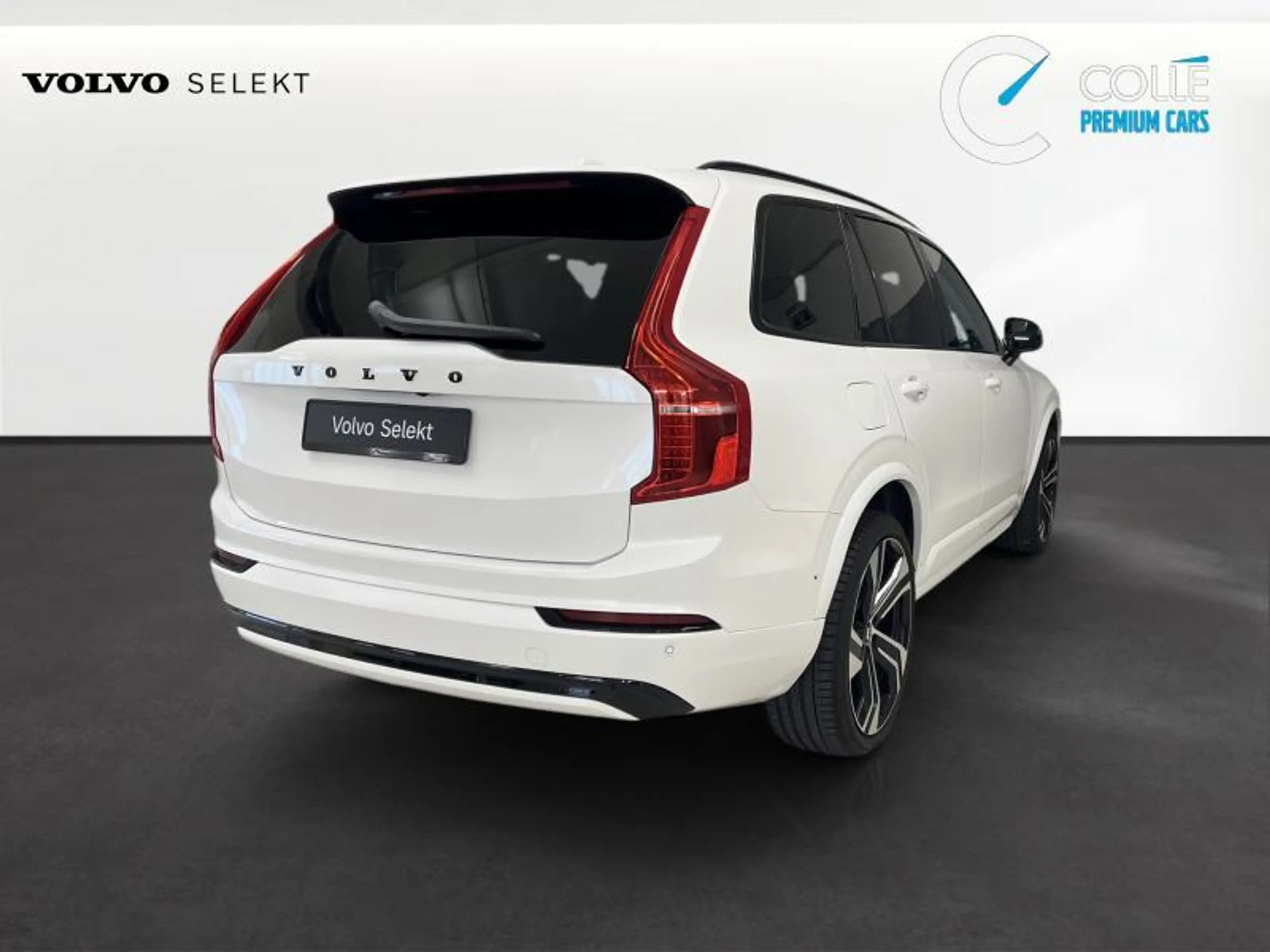 Volvo XC90 Plus Dark — photo 6