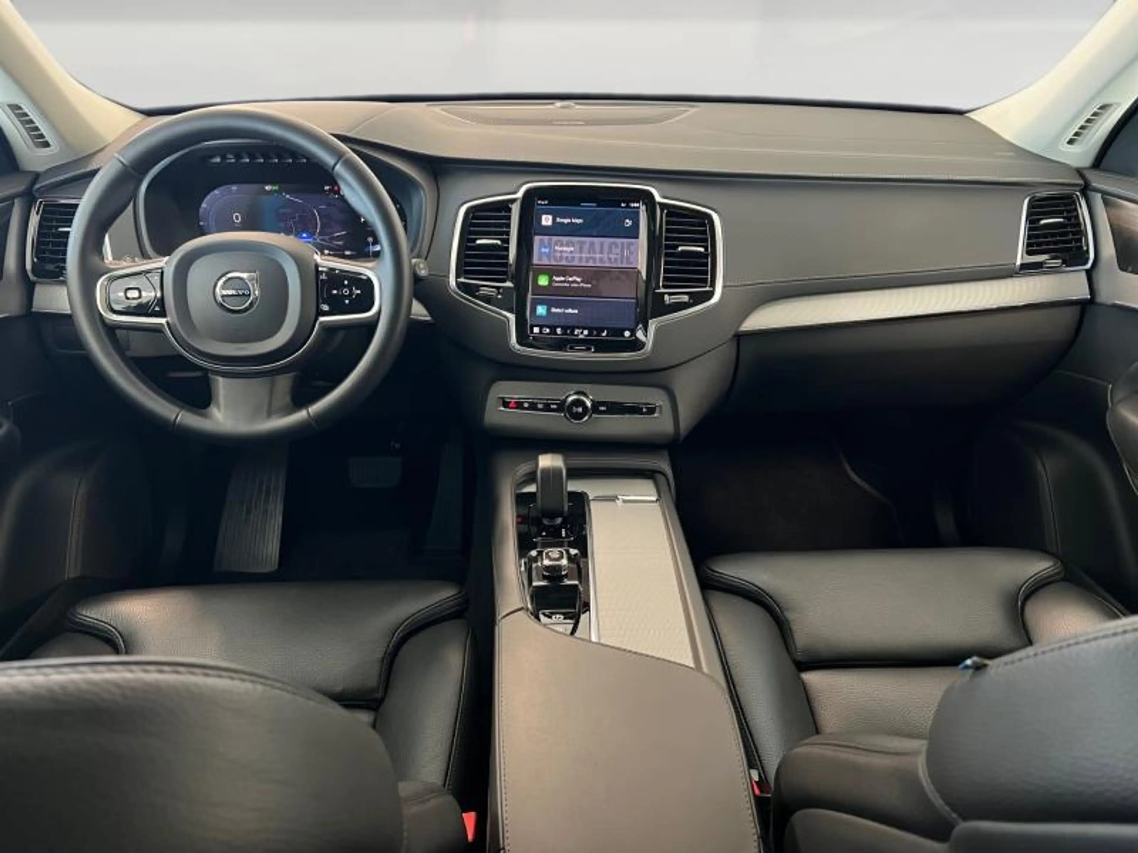 Volvo XC90 Plus Dark — photo 7