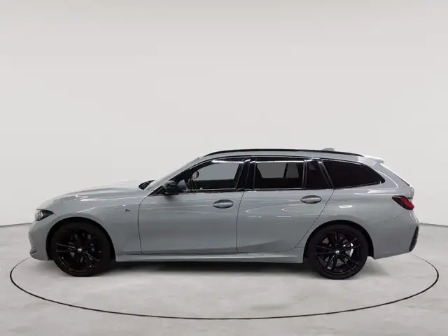 BMW 3 Series view 6