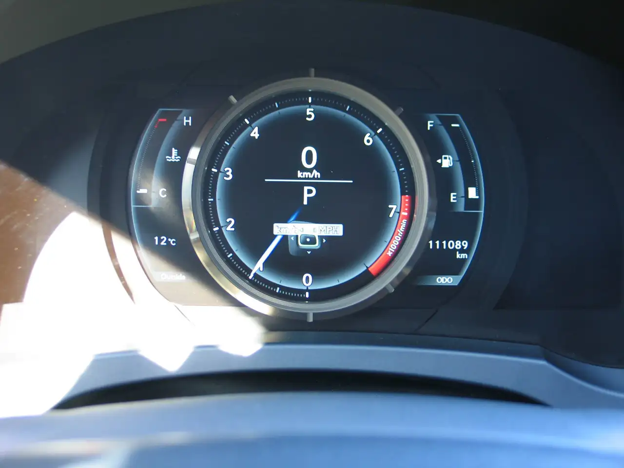 Lexus IS снимка Lexus IS
