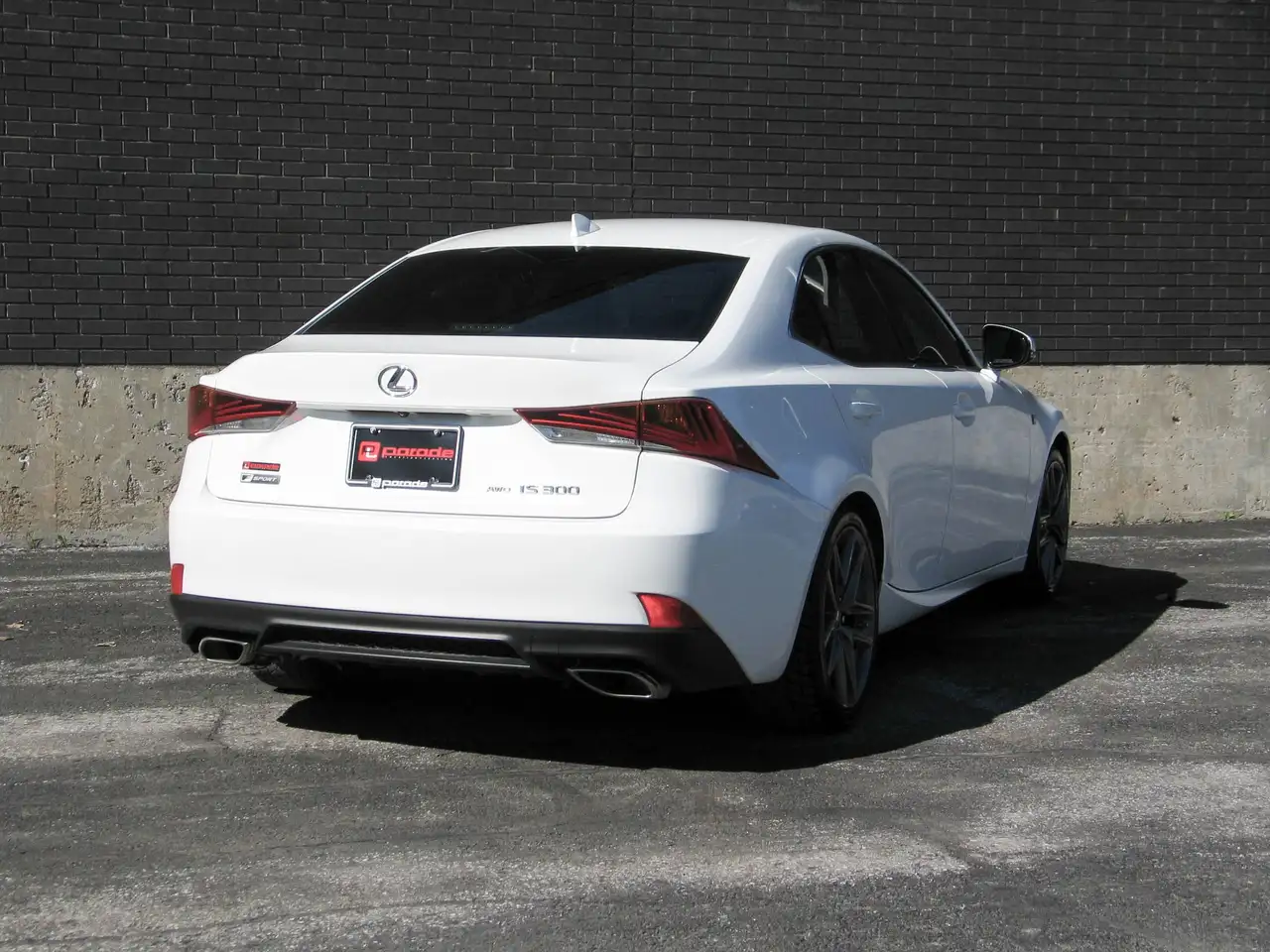 Lexus IS снимка Lexus IS