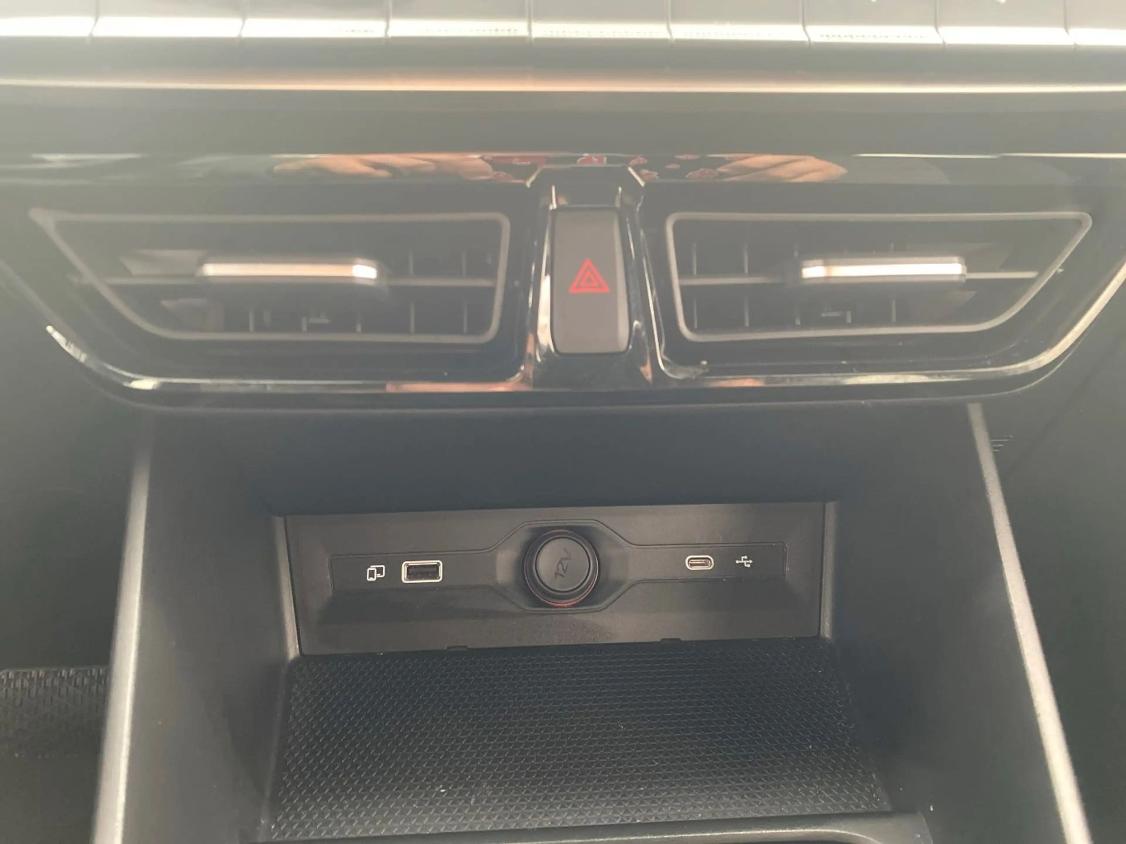 MG MG3 Hybrid+ Comfort NAVI*RÜCKFAHRKAMERA*LED — photo 12