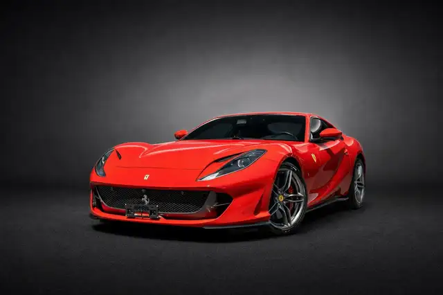 Ferrari 812 Superfast LIFT*CARBON*PASSENG.DISPLAY*SHIELD