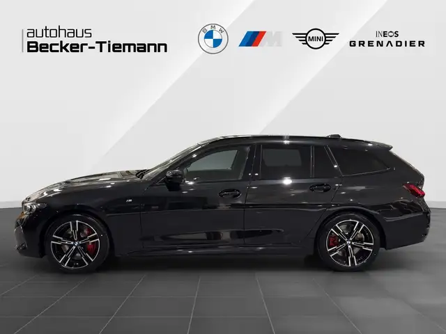 BMW 3 Series view 3