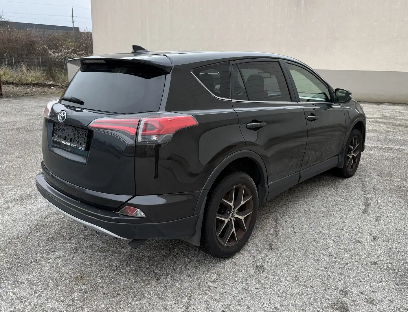 Toyota RAV 4 2.5 Hybrid - 2