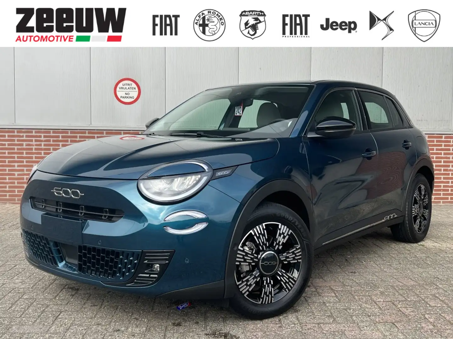 Fiat 600e Urban 54 kWh | Pack Comfort | Pack Style | Camera Blauw - 1