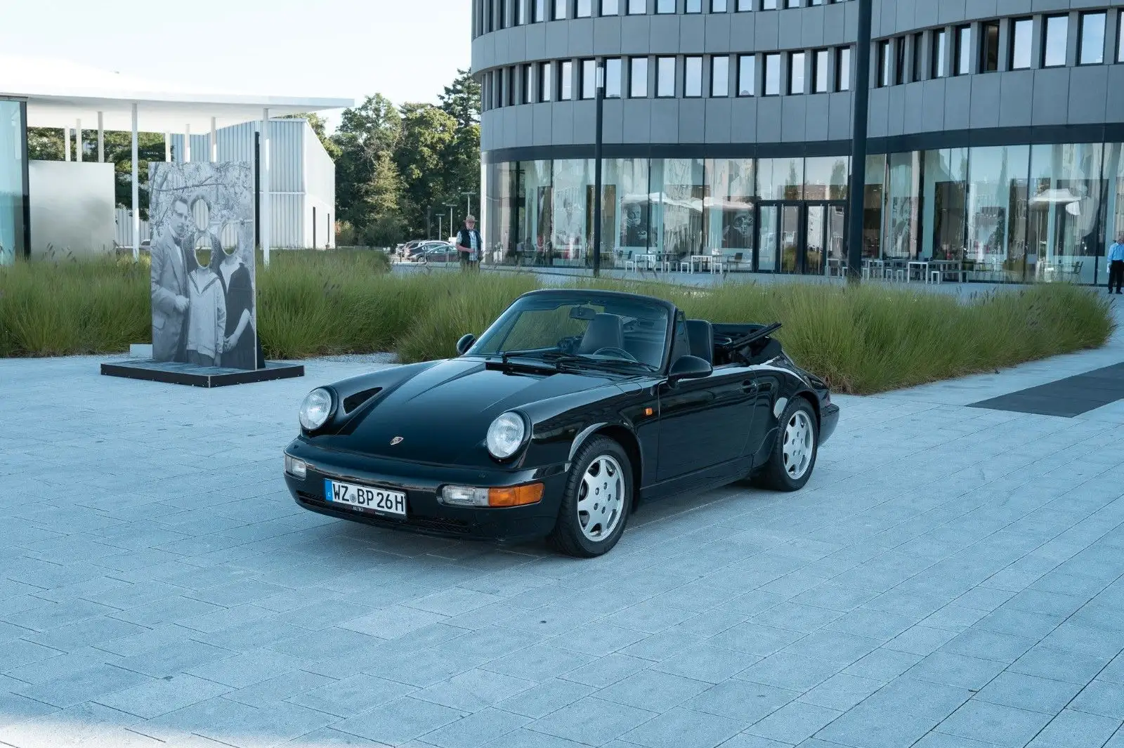 Porsche Carrera 2 Cabriolet