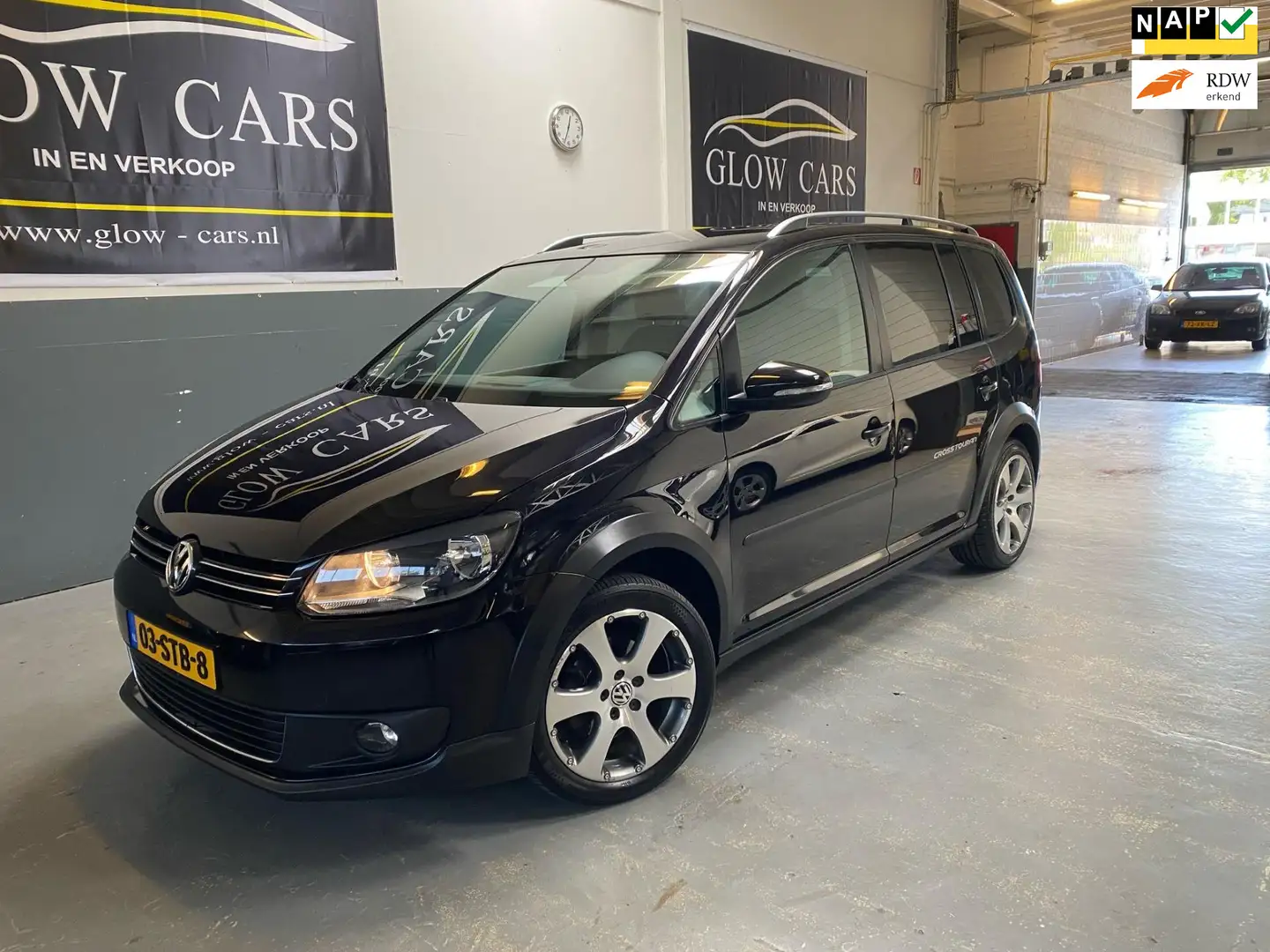 Volkswagen Cross Touran 1.4 TSI 7p. AIRCO|STOEL.VERW|CRUISE|TREKHAAK| Schwarz - 1