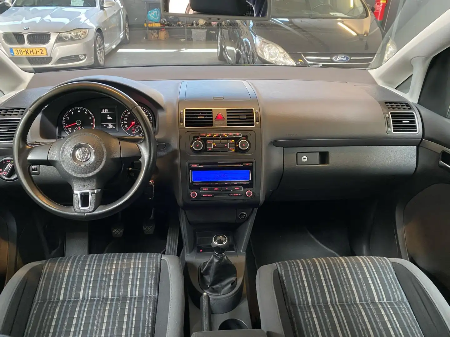 Volkswagen Cross Touran 1.4 TSI 7p. AIRCO|STOEL.VERW|CRUISE|TREKHAAK| Schwarz - 2