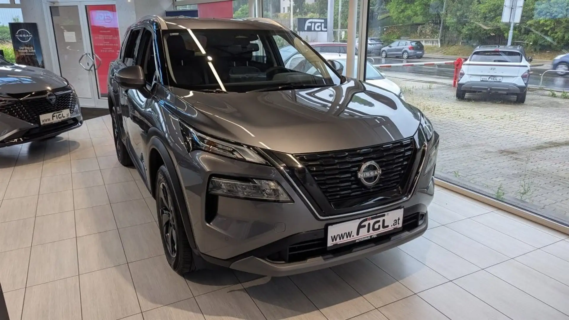 Nissan X-Trail 1.5 VC-T e-Power N-Connecta Gris - 1
