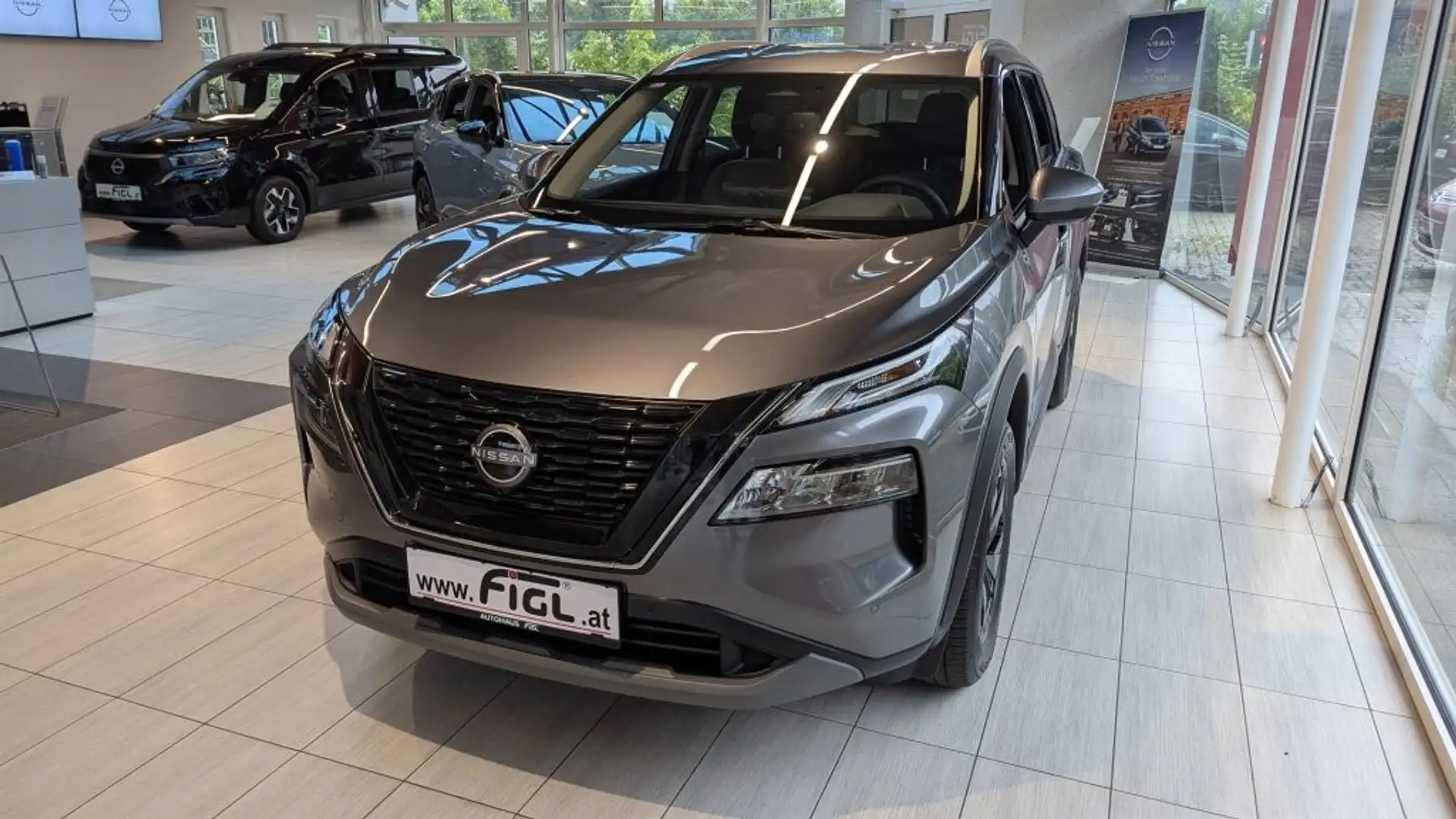 Nissan X-Trail 1.5 VC-T e-Power N-Connecta Gris - 2