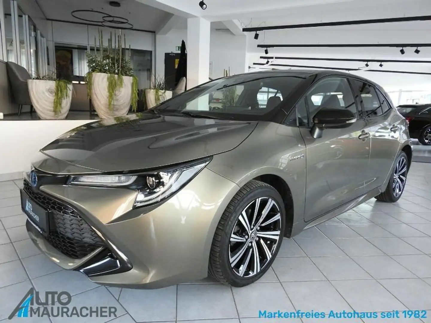 Toyota Corolla 1,8 Hybrid Style*LED*KAMERA* Schwarz - 1