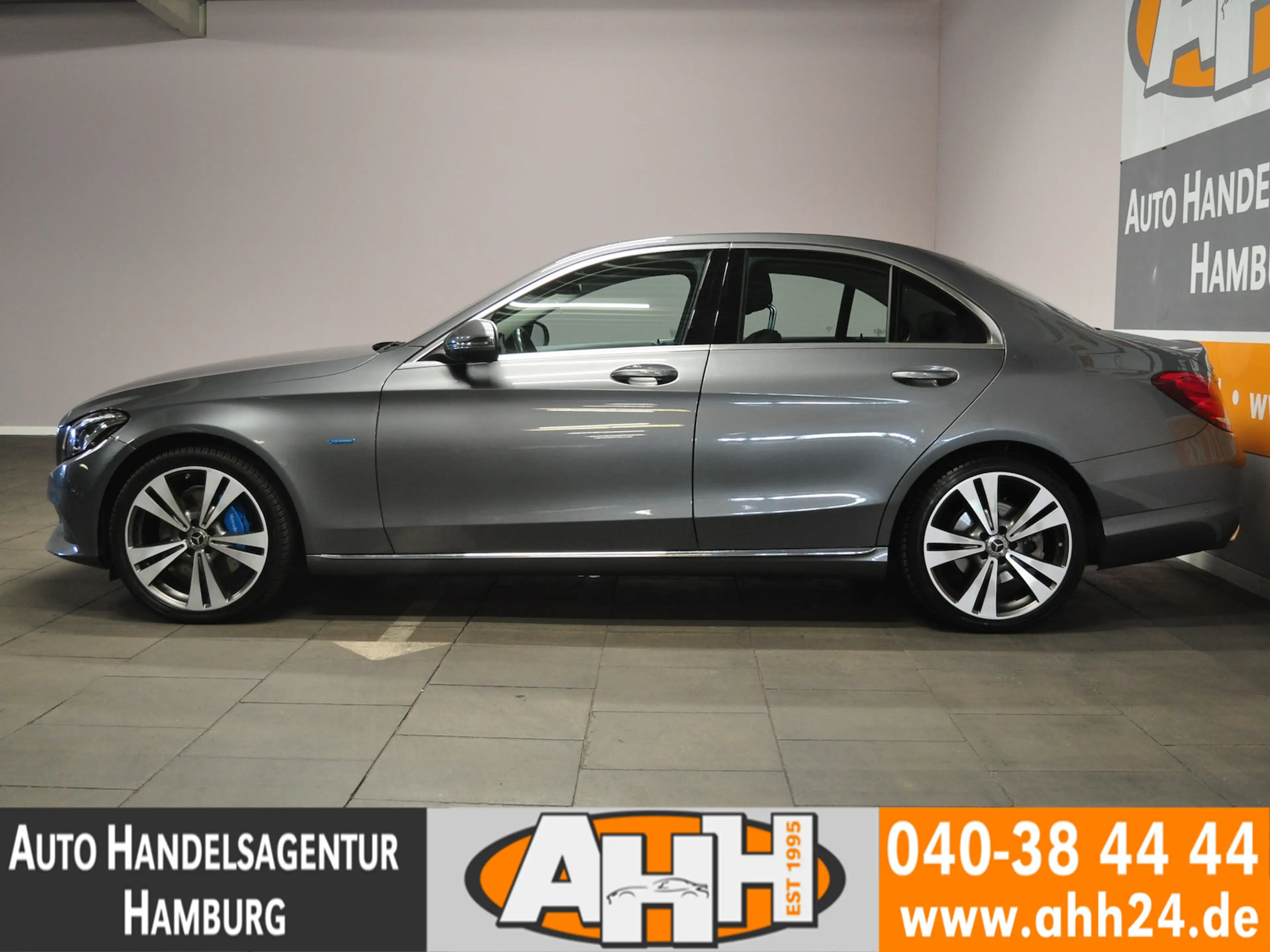 Mercedes-Benz C 350 e PANO|AIRMATIC|360|MEMORY|COMAND|LED|19Z! — photo 7