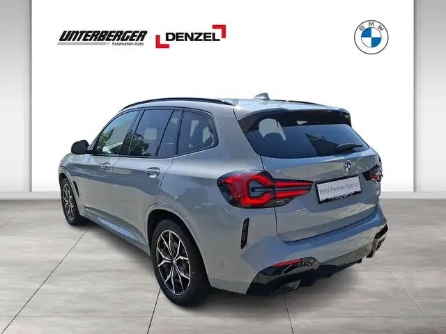 BMW X3 view 3