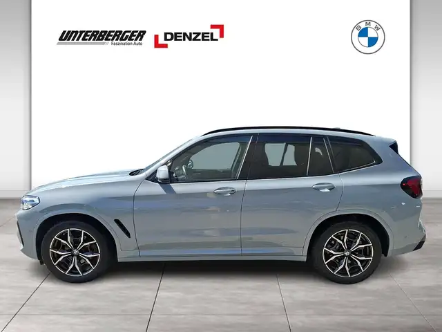 BMW X3 view 6