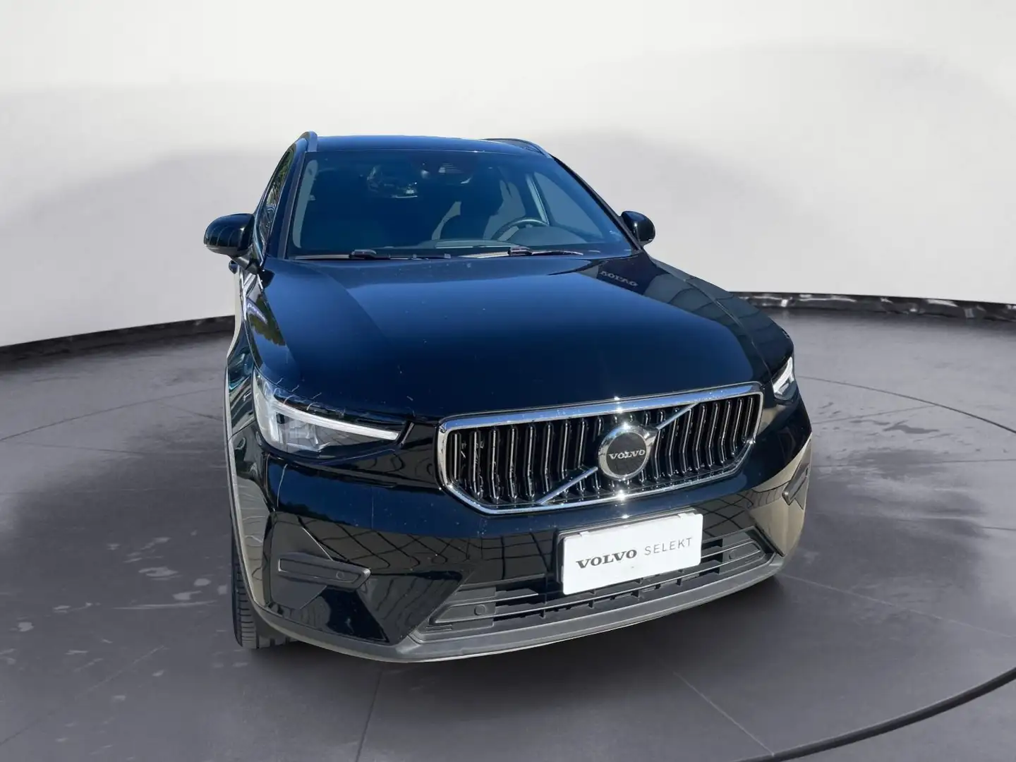 Volvo XC40 XC40 T4 Recharge Plug-in Hybrid automatico Core Grigio - 1