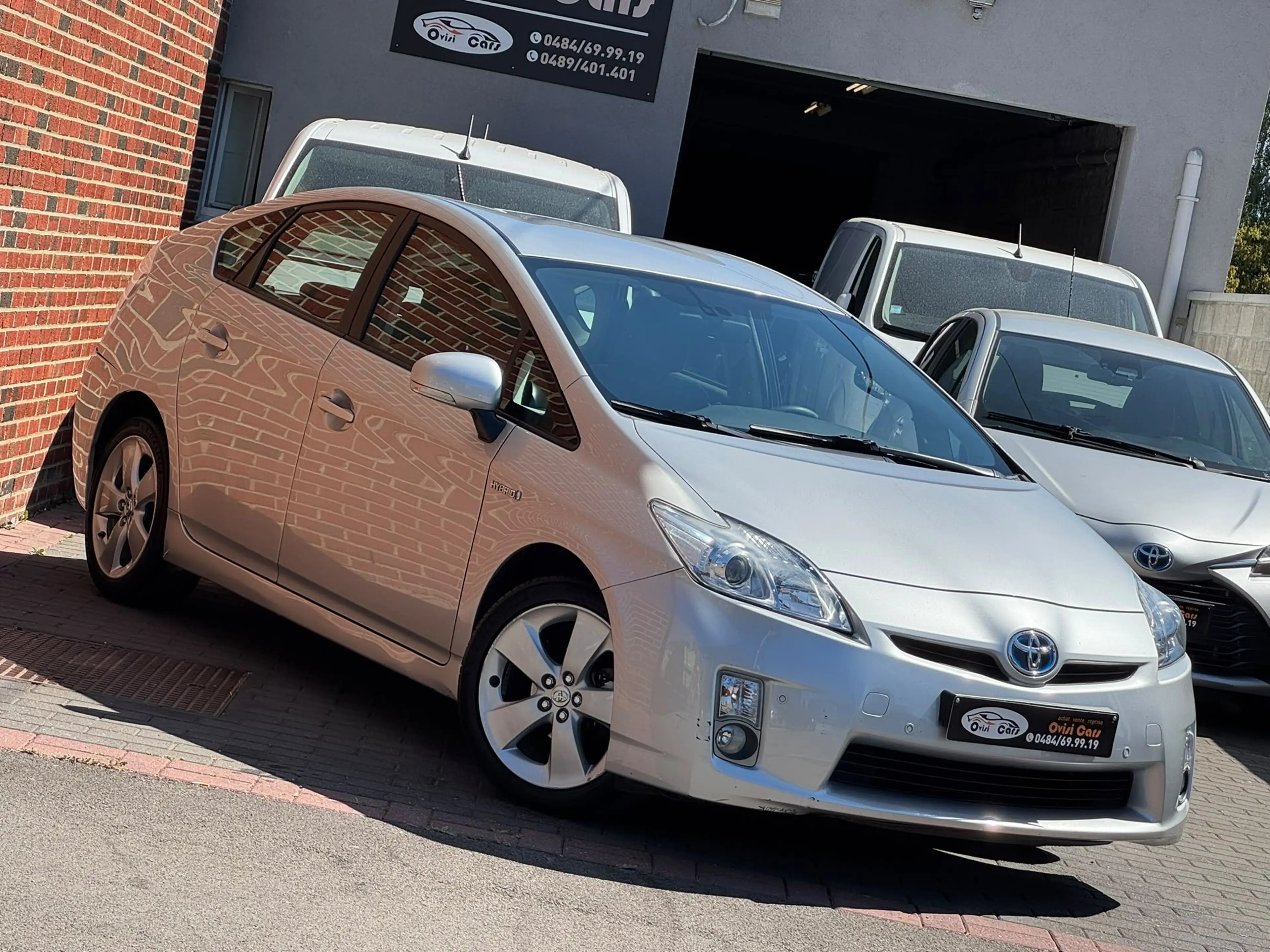Toyota Prius / PARFAIT ÉTAT / CARNET ENTRETIEN / — photo 10