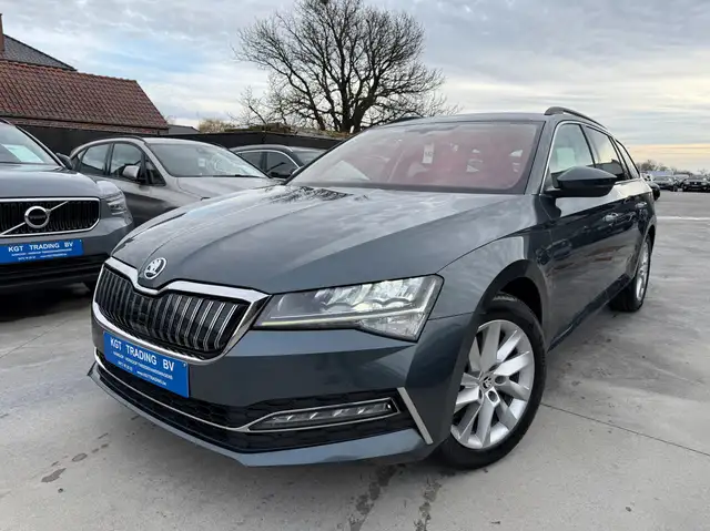 Skoda Superb 1.4 TSI HYBRIDE AUTOMAAT NAVI CAMERA CARPLAY LED