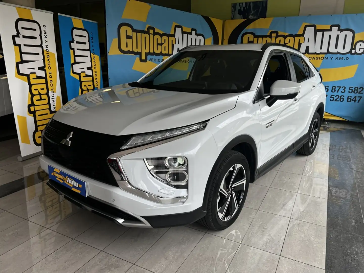 Mitsubishi Eclipse Cross PHEV Kaiteki 4WD Blanc - 1
