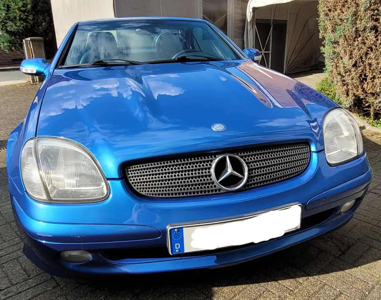 Mercedes-Benz SLK 230