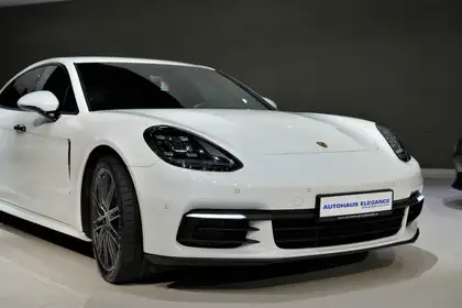 Annonce voiture d'occasion Porsche Panamera - CARADIZE