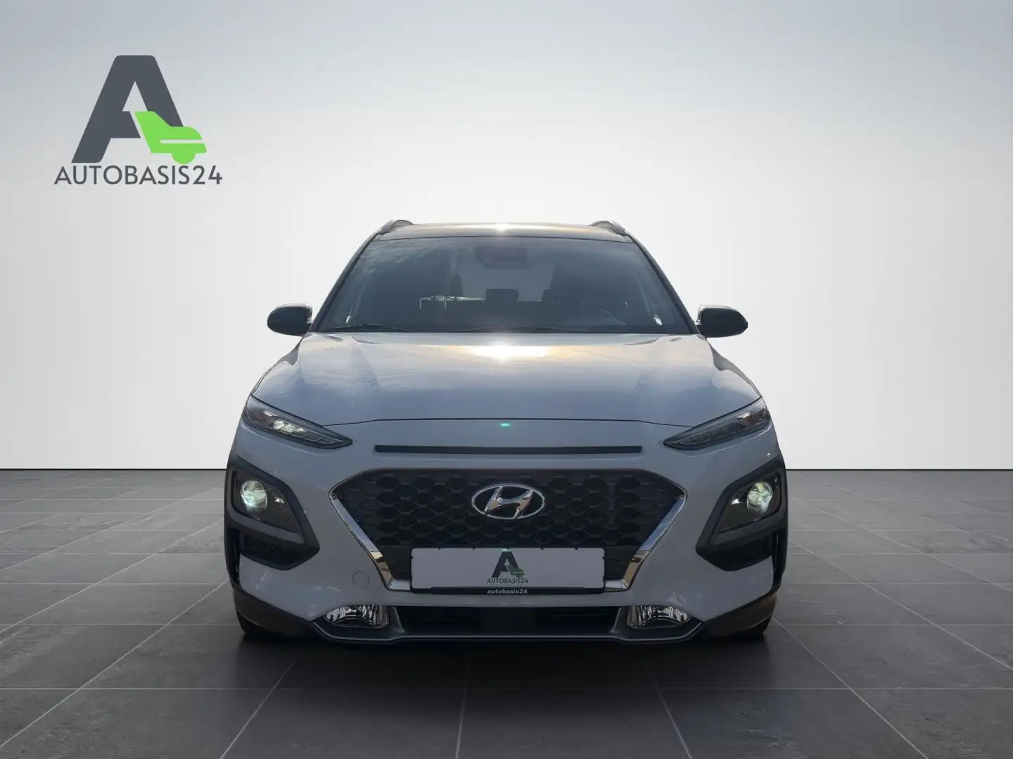 Hyundai KONA 1.6 T-GDI Style 4WD Autom. *LED*NAVI*KAMERA Weiß - 2