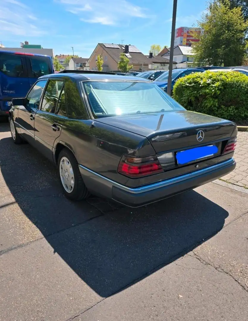 Mercedes-Benz E 230 230E W124 Siyah - 1