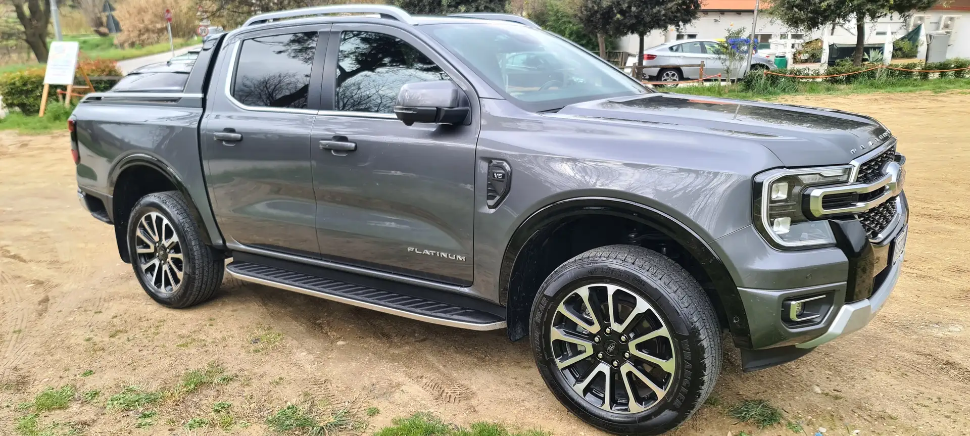 Ford Ranger Platinum 250 cv automatico Grigio - 1