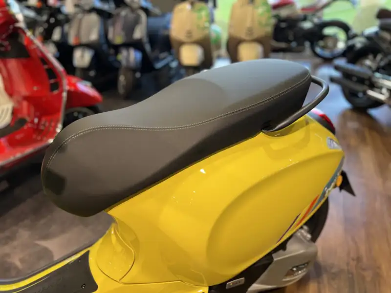 Vespa Primavera 125 - foto 5