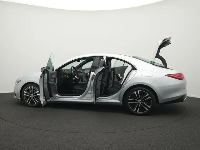 Mercedes-Benz CLA view 16