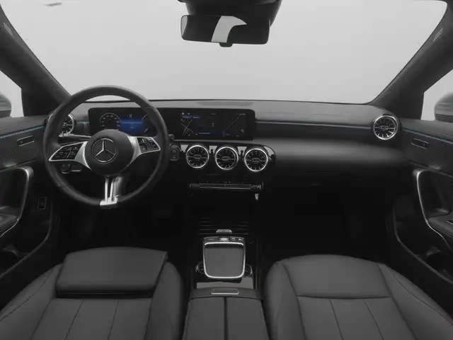 Mercedes-Benz CLA view 18