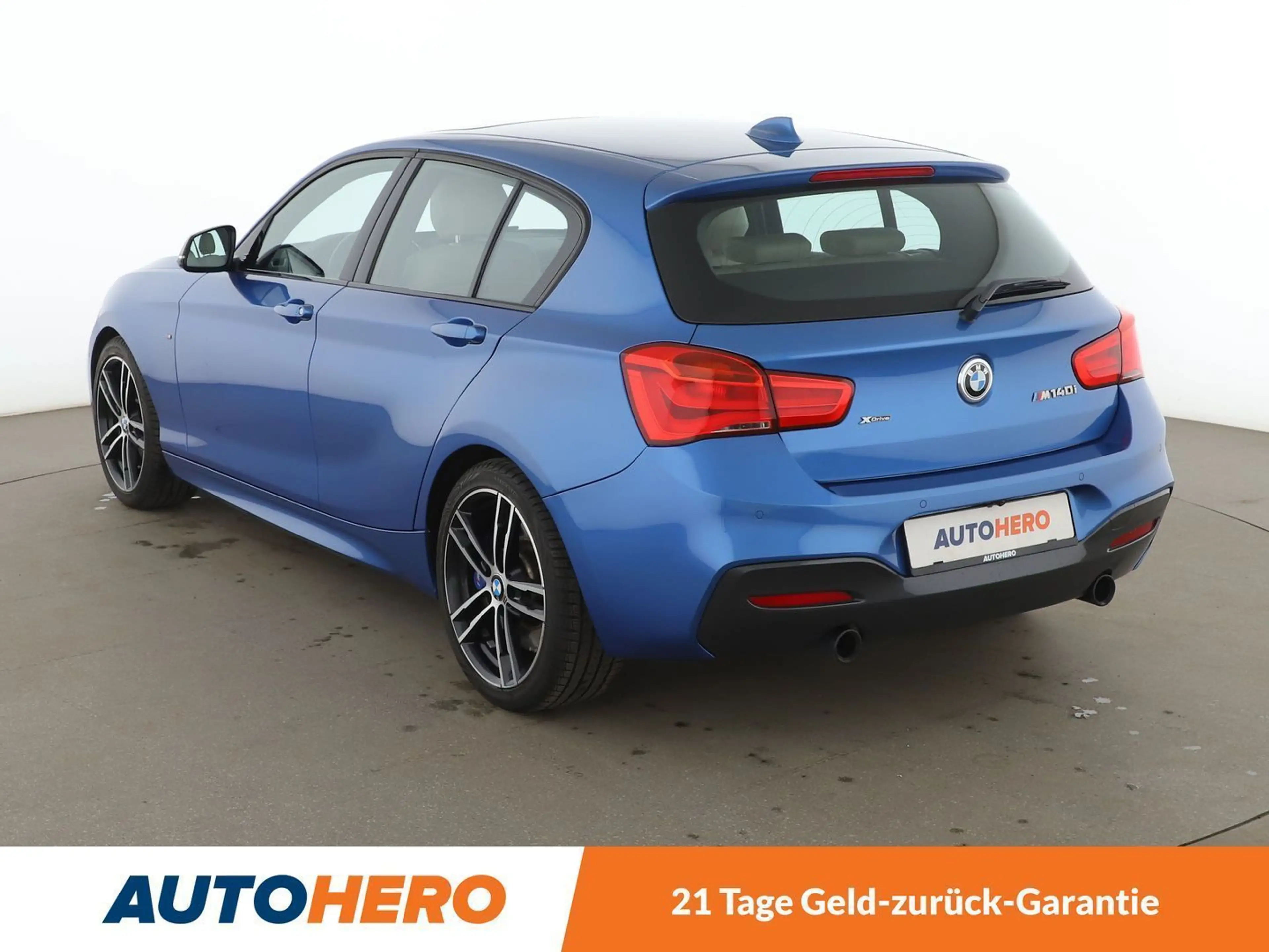BMW 140 M140i xDrive Aut.*NAVI*LED*TEMPO*CAM*PDC*SHZ* — photo 4
