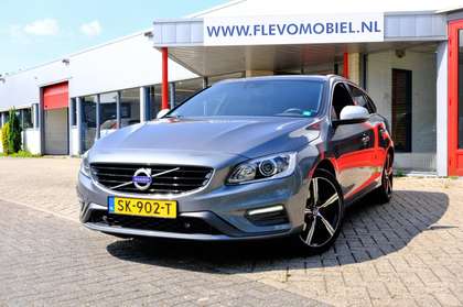 Volvo V60 2.0 T4 R-Design Sport Aut. Leder|Schuifdak|Navi|Cl