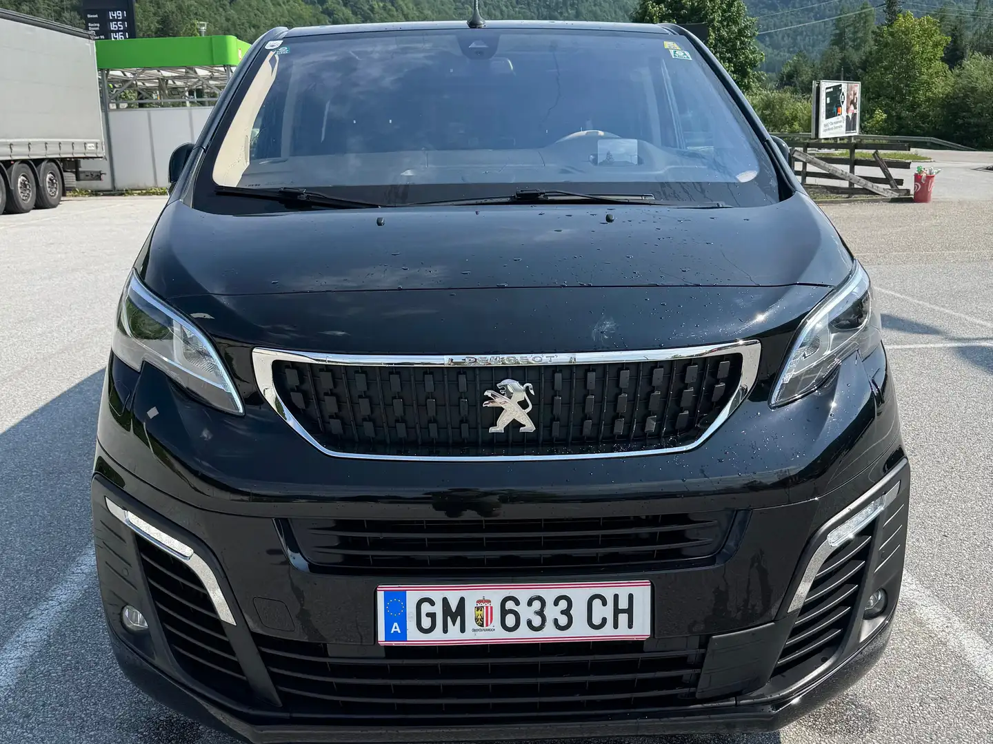 Peugeot Traveller Traveller Business VIP L2 BlueHDI 150 S Schwarz - 2