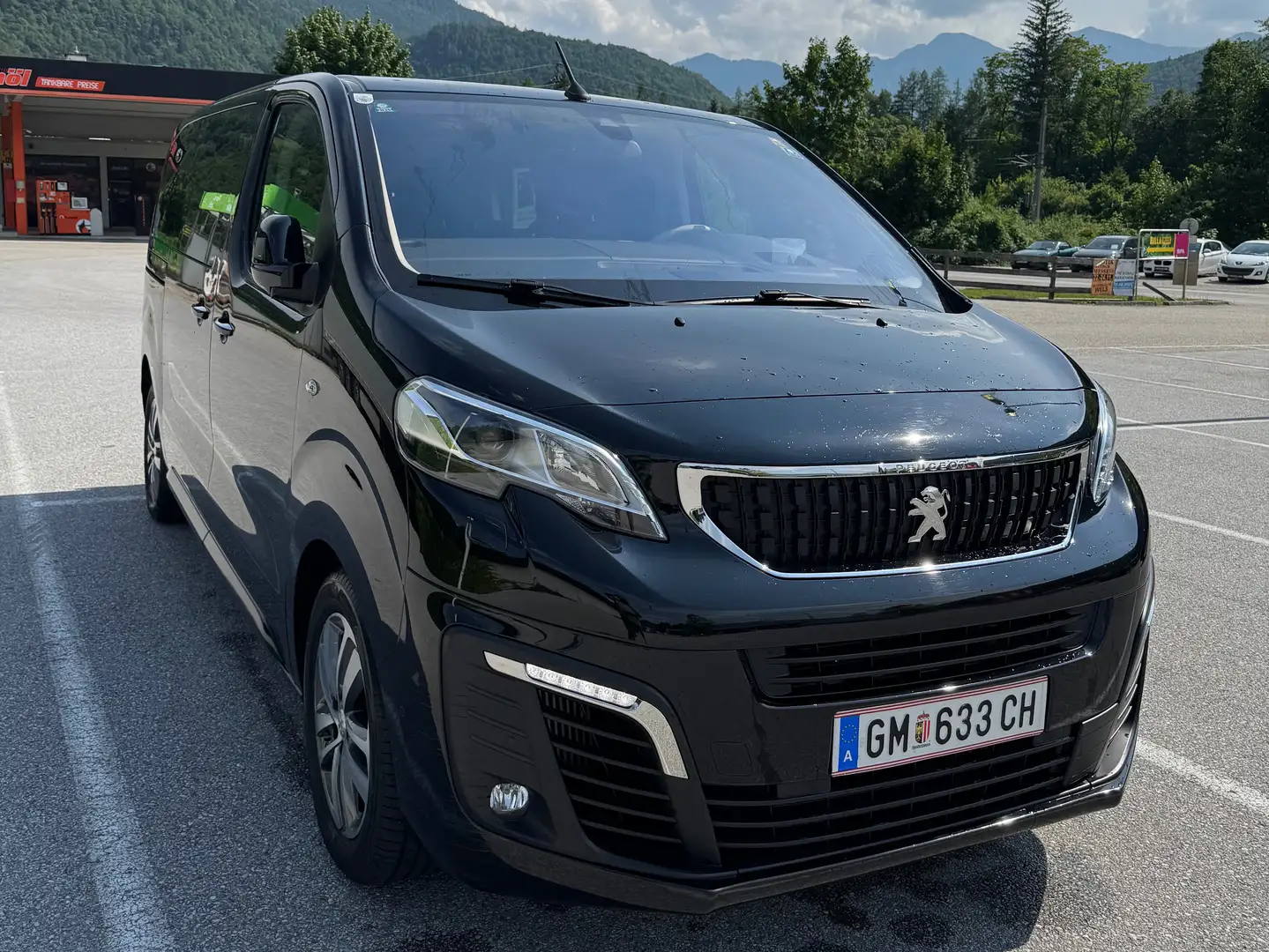 Peugeot Traveller Traveller Business VIP L2 BlueHDI 150 S Schwarz - 1