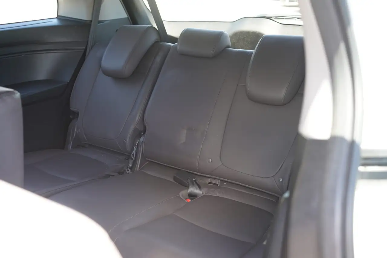 Honda Odyssey снимка Honda Odyssey