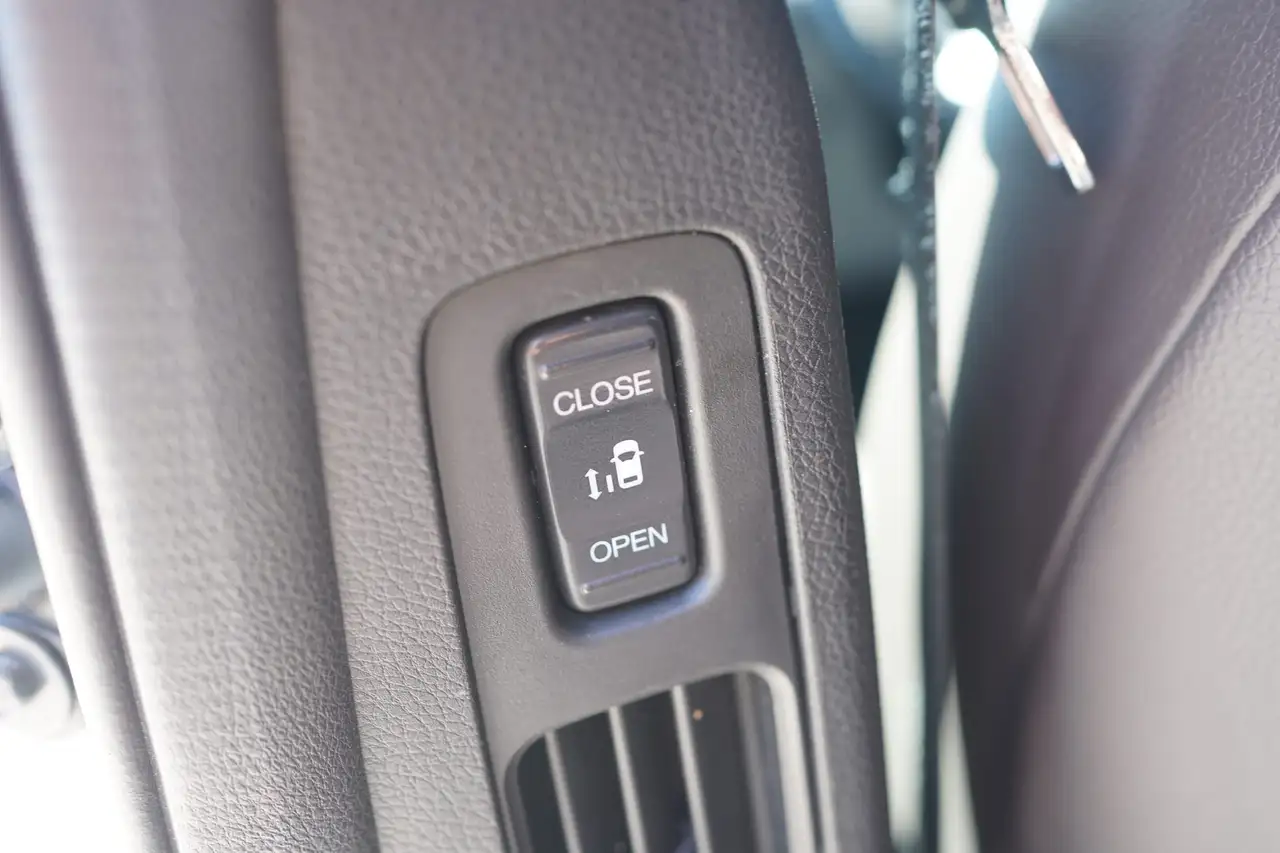 Honda Odyssey снимка Honda Odyssey