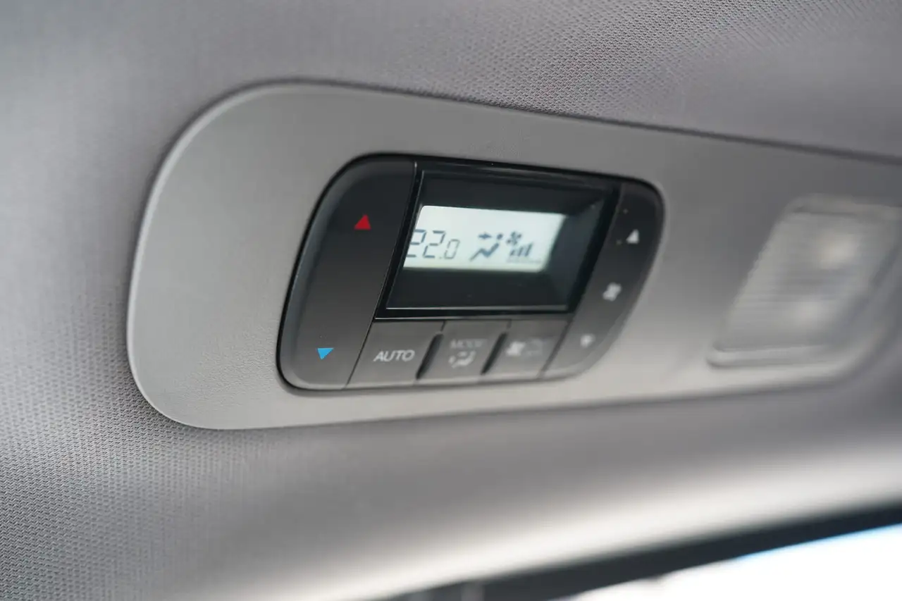 Honda Odyssey снимка Honda Odyssey