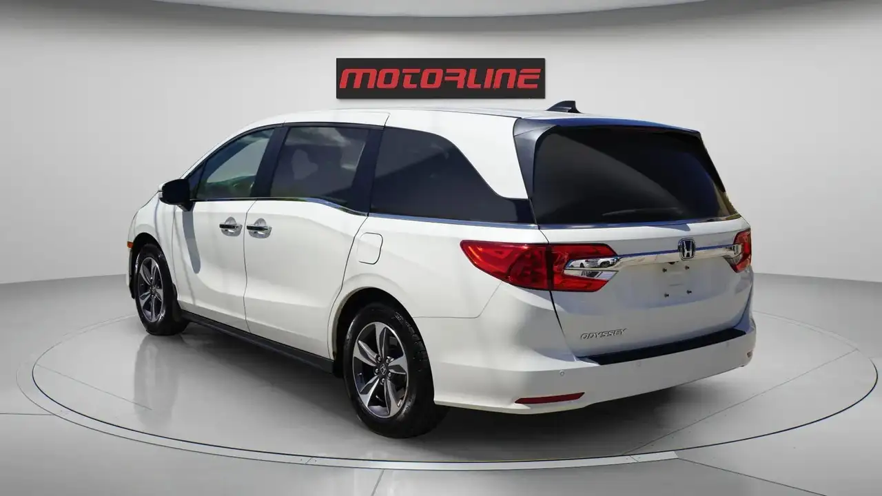 Honda Odyssey снимка Honda Odyssey