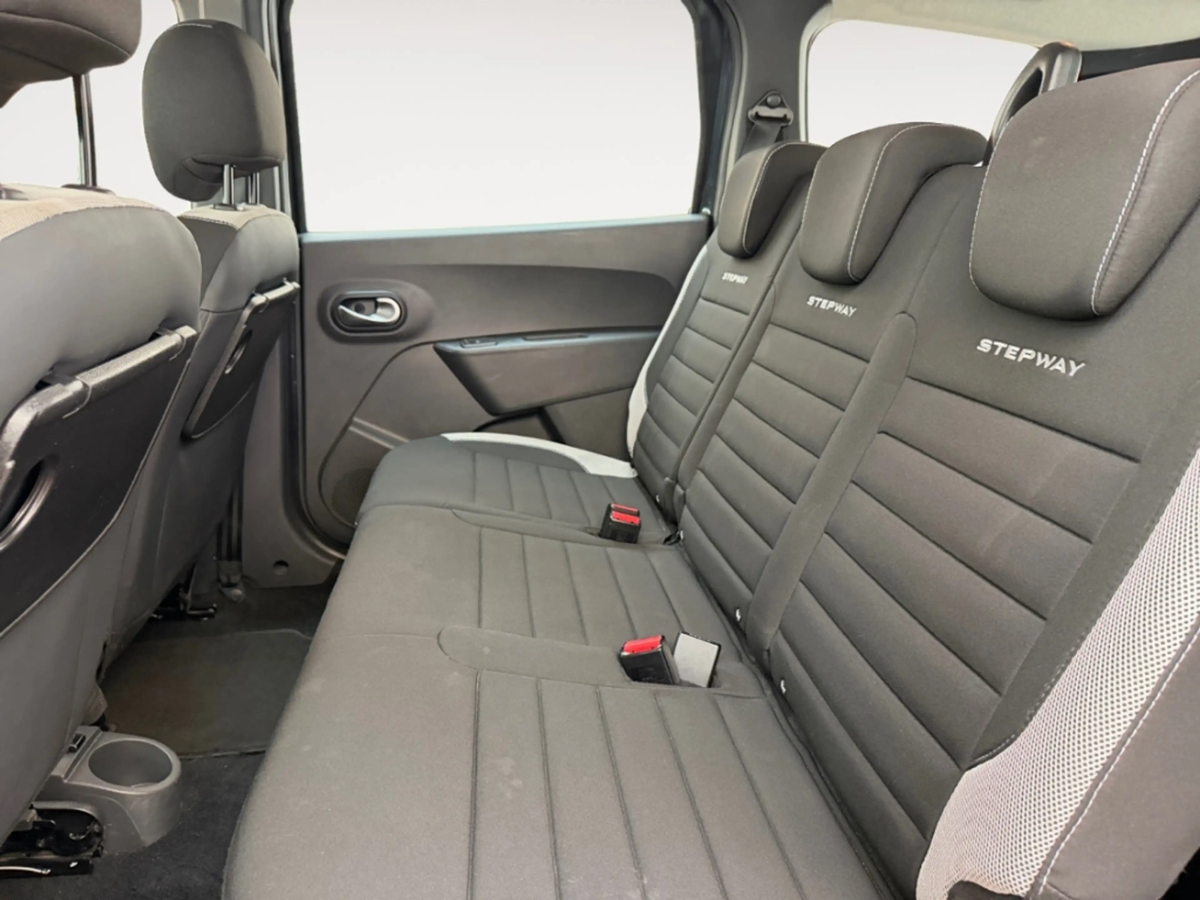 Dacia Lodgy Stepway NAV KAMERA SITZ.HZG TEMPOMAT APPLE/ANDROID — photo 12