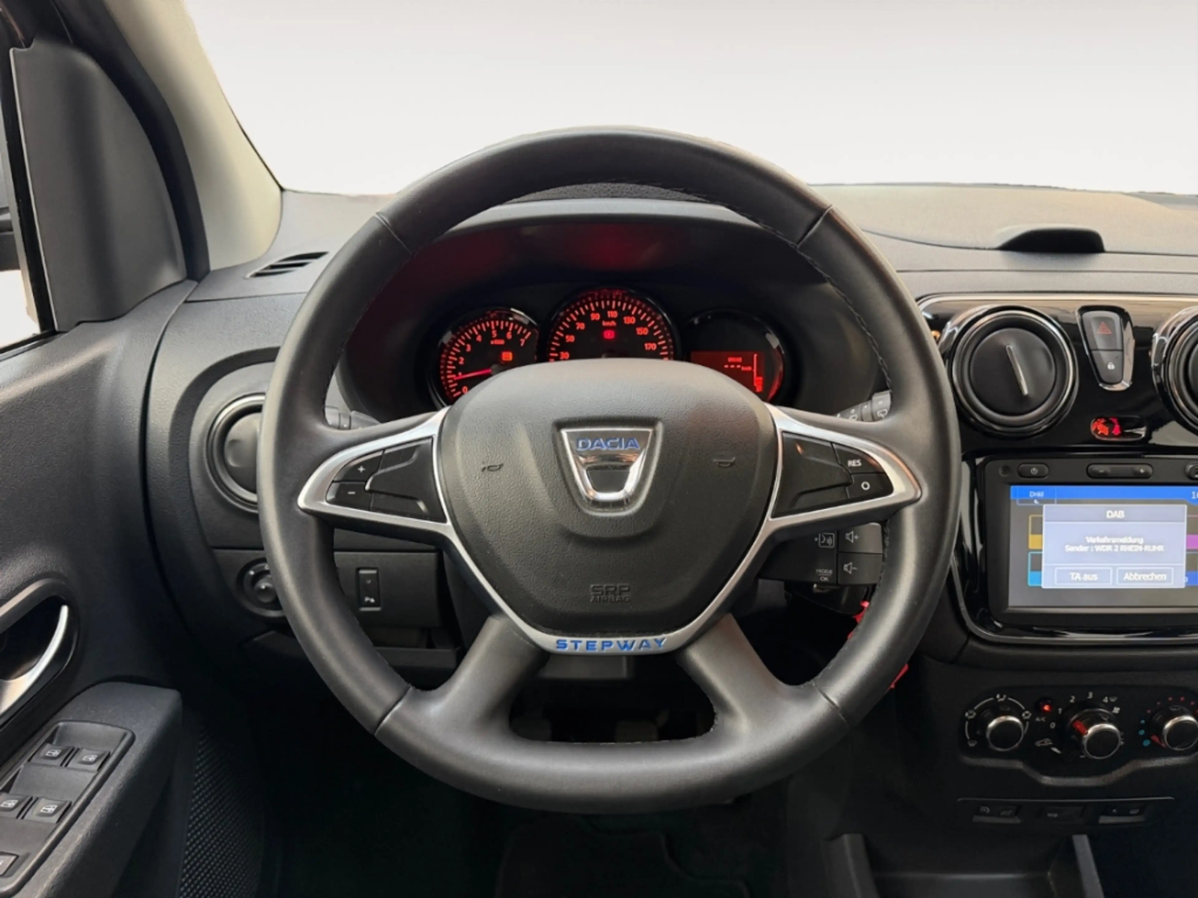 Dacia Lodgy Stepway NAV KAMERA SITZ.HZG TEMPOMAT APPLE/ANDROID — photo 14