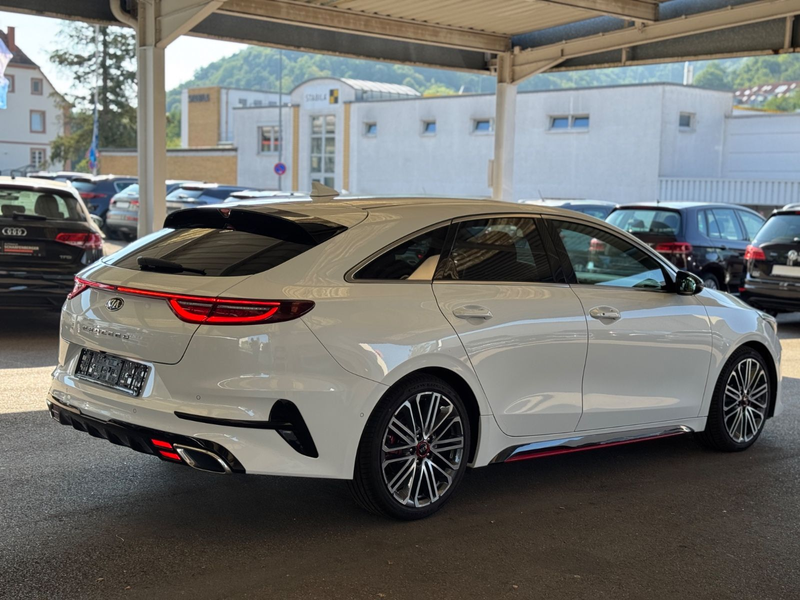 Kia ProCeed / pro_cee'd ProCeed GT+2.Hand+Kamera+JBL+Spurhalteas+Keyless — photo 7