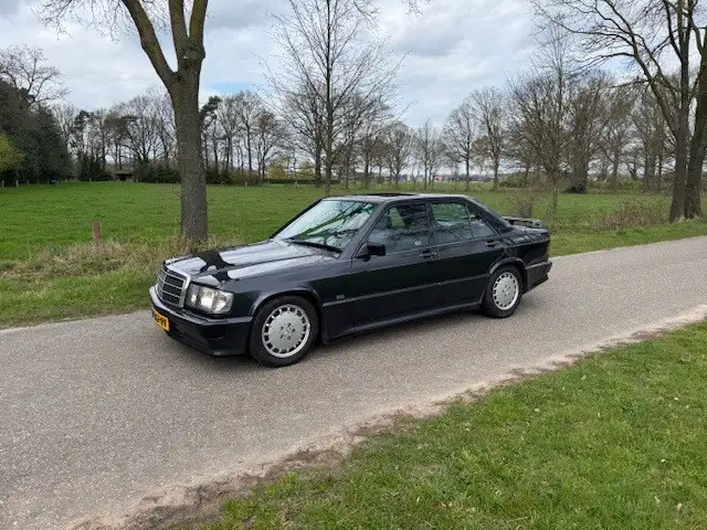 Mercedes-Benz 190