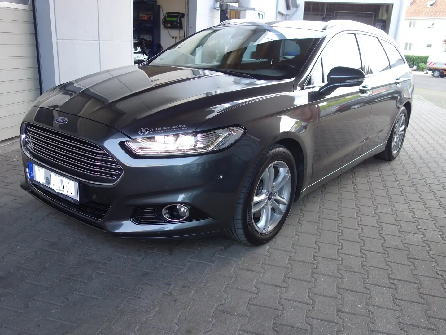 Ford Mondeo Titanium Bleu - 1