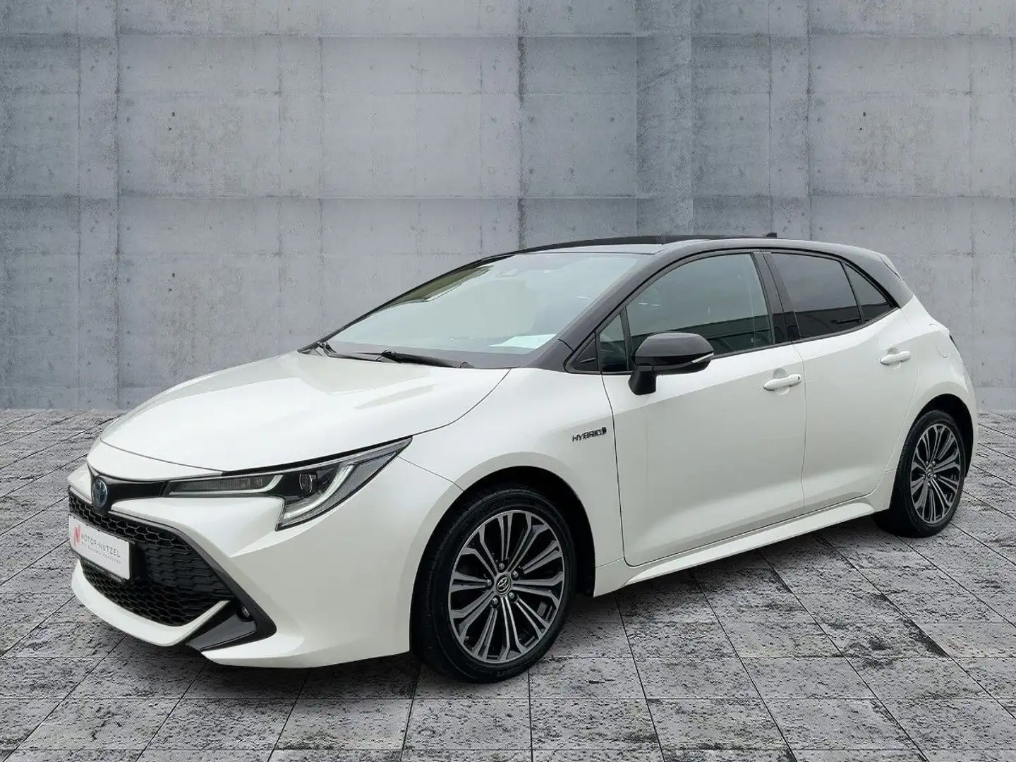 Toyota Corolla 1.8 Hybrid CLUB LED+NAVI+ACC+SHZ+RFK+17" Weiß - 2