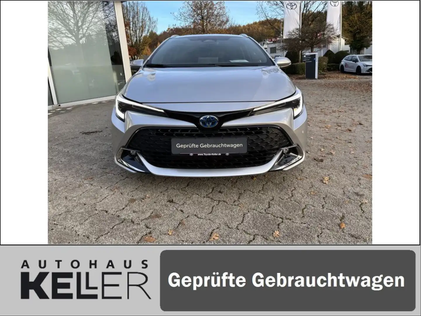 Toyota Corolla 1.8 Hybrid Touring Sports Teamplayer Silber - 2