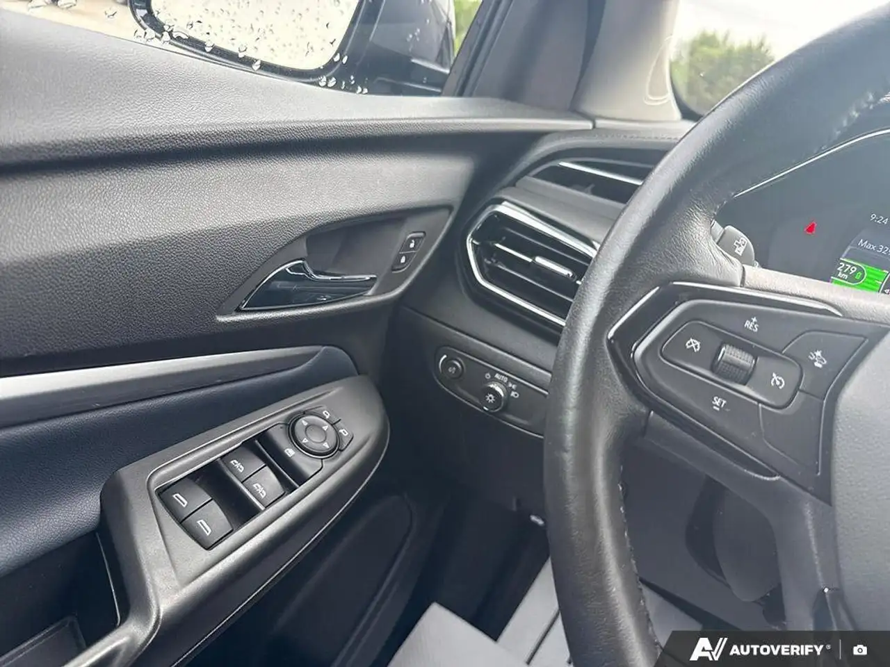 Chevrolet Bolt снимка Chevrolet Bolt
