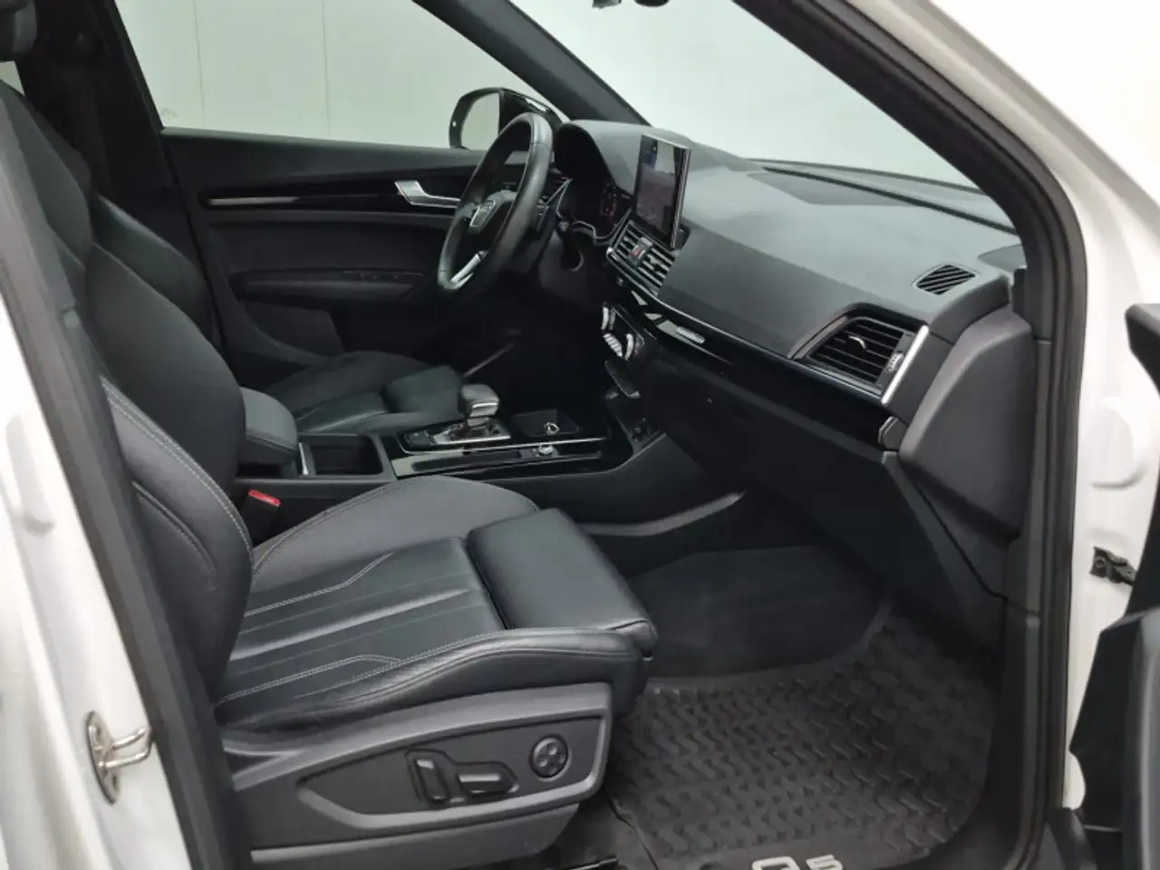 Audi Q5 photo Audi Q5